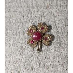 Vintage Coro Four-Leaf Clover Flower Pin with Faux Pearls and Pink Cabochon